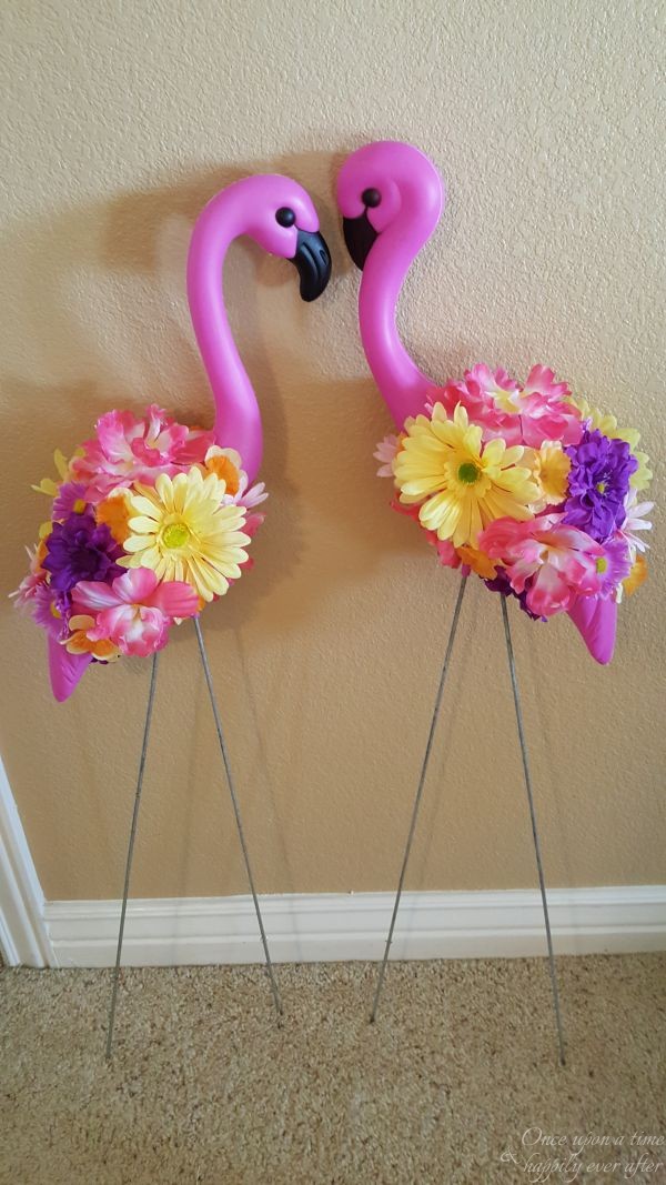 DIM, Did it Myself: Birthday Party Flamingos