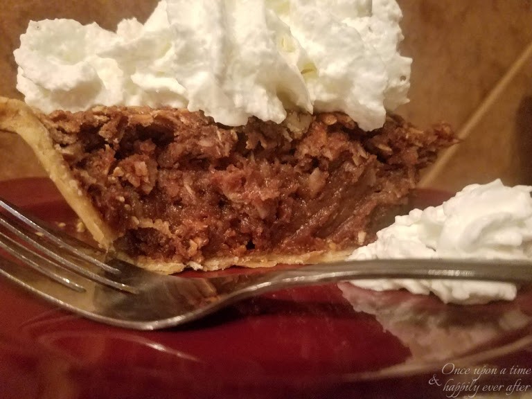 German sweet chocolate cream pie: Tasty Tuesday 08.2020