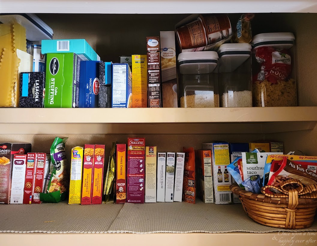 Where Bloggers Live 02.2023: a Peek into My Pantry
