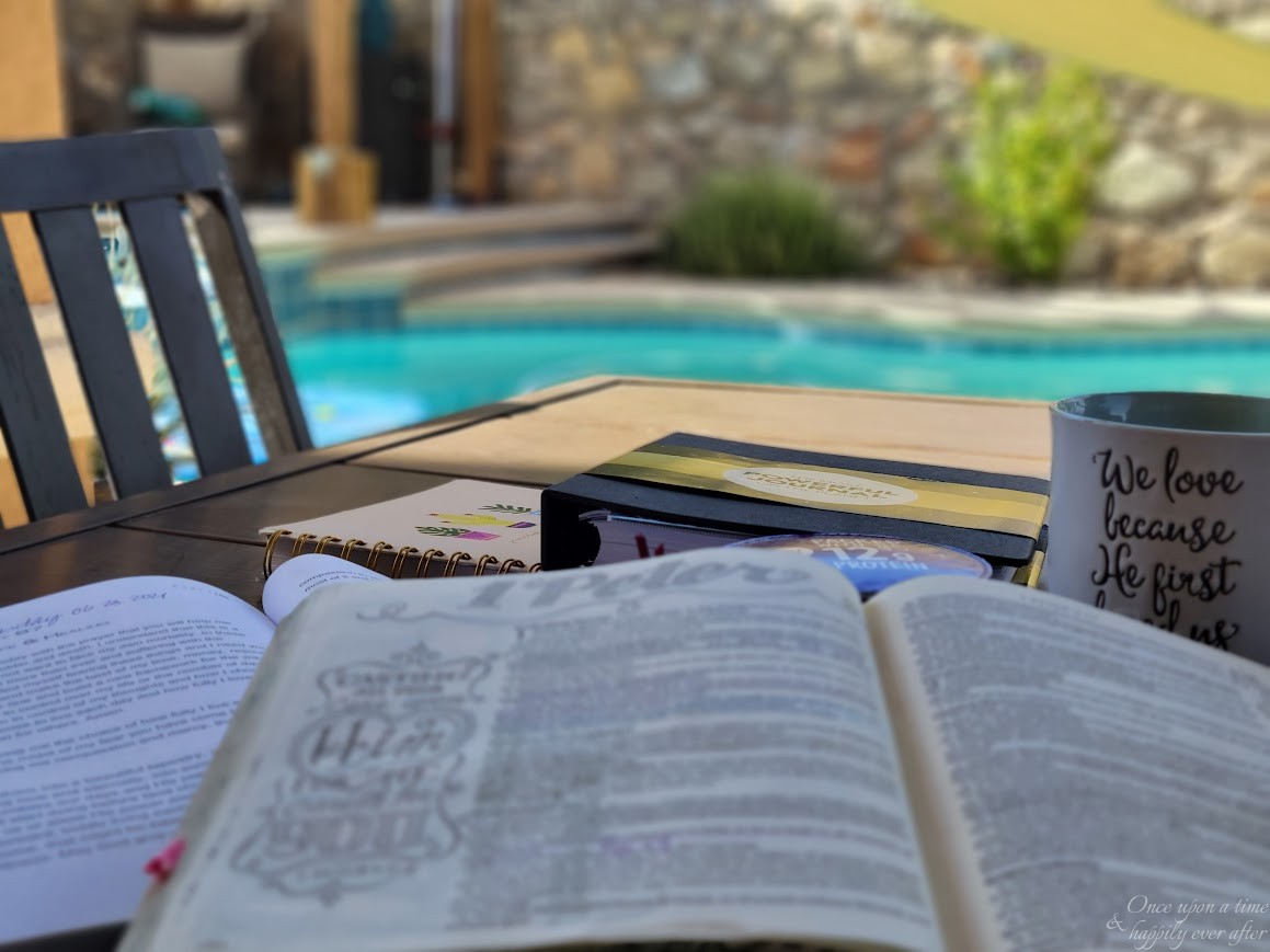 Where Bloggers Live 06.2025: Things I Love About Summer